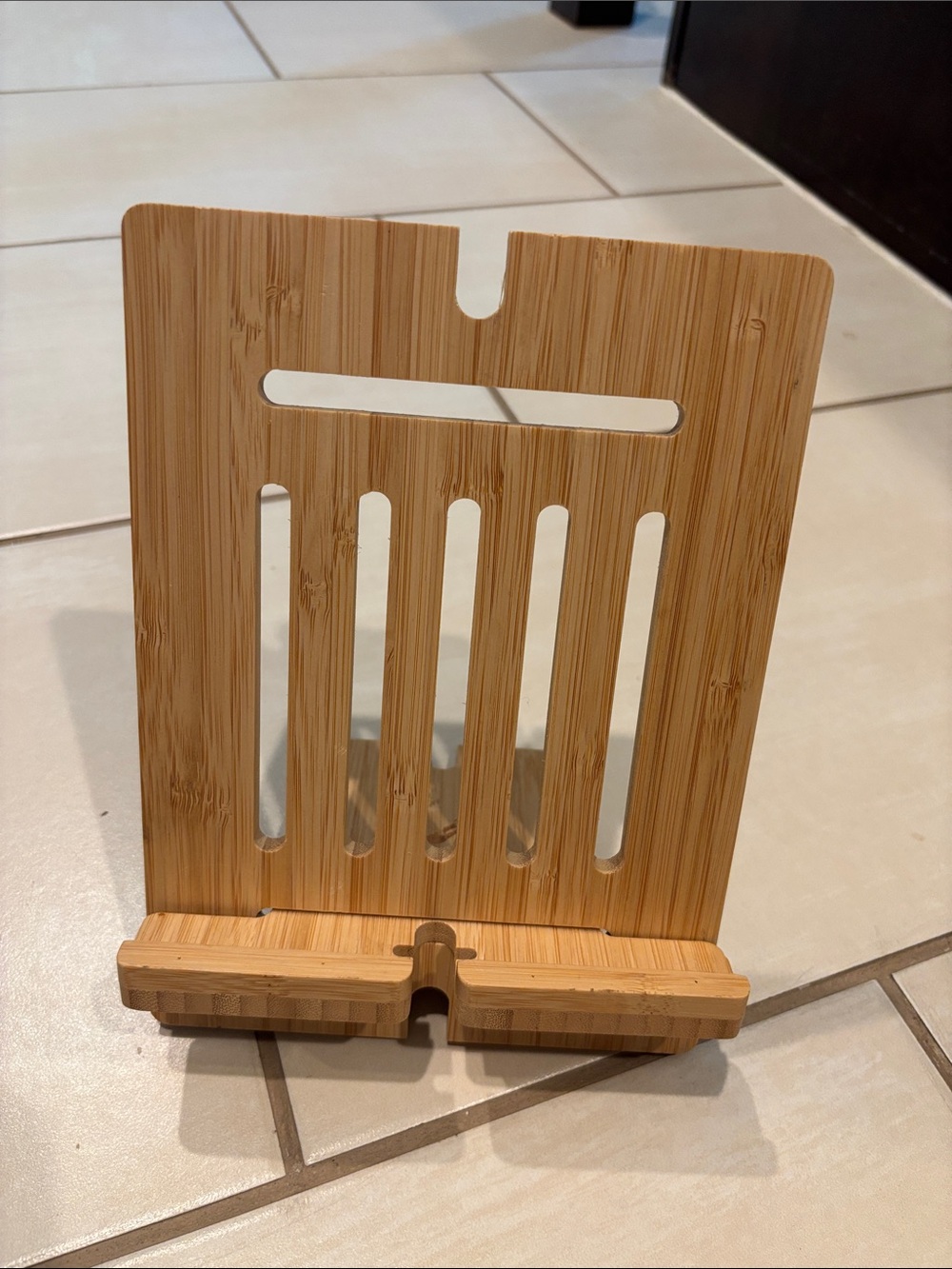 Pezlin and Hulin iPad Stand